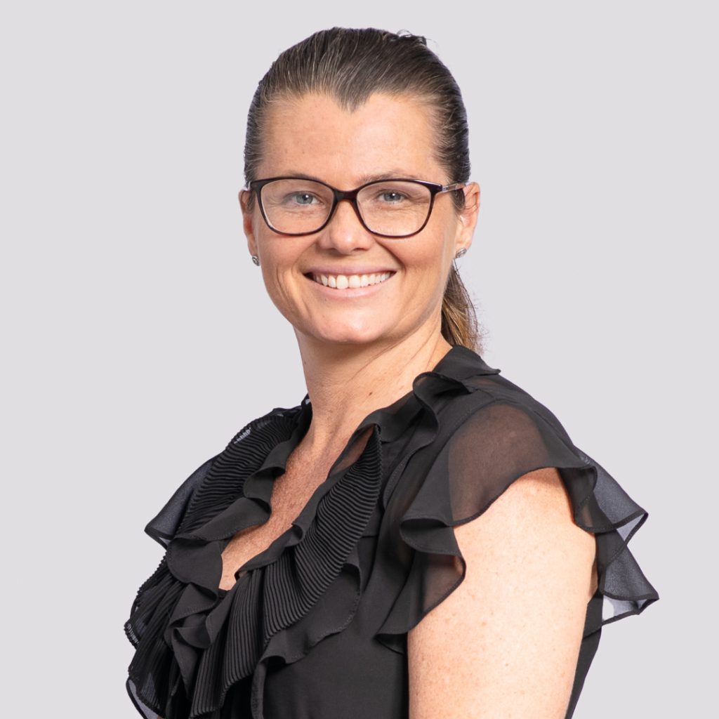 Debbie headshot